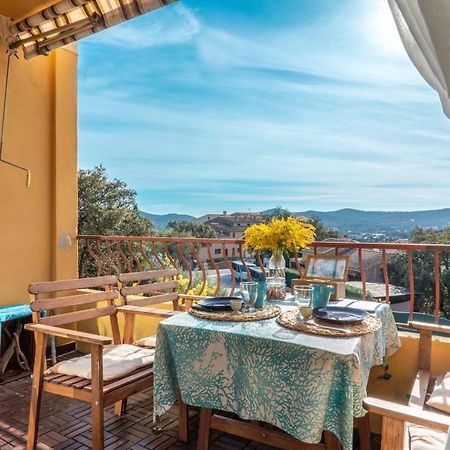 L'Odyssee Provencale, Un Duplex De Charme De 2 Chambres Au Pied Du Village Medieval De Bormes-Les-Mimosas, Offrant Des Prestations Haut De Gamme Et Une Superbe Vue Sur Le Massif Des Maures Ngoại thất bức ảnh