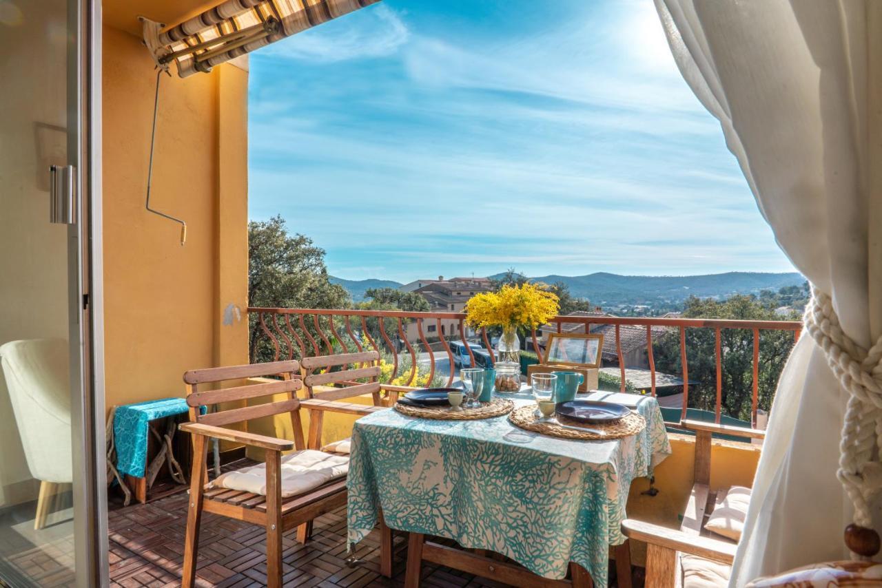L'Odyssee Provencale, Un Duplex De Charme De 2 Chambres Au Pied Du Village Medieval De Bormes-Les-Mimosas, Offrant Des Prestations Haut De Gamme Et Une Superbe Vue Sur Le Massif Des Maures Ngoại thất bức ảnh